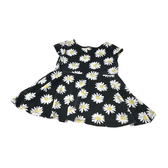 Baby Girl's - 1 Dress, 2 Skirts, and 2‎ Shirts/Tops - Size 12-18 Month - Picture 3 of 11